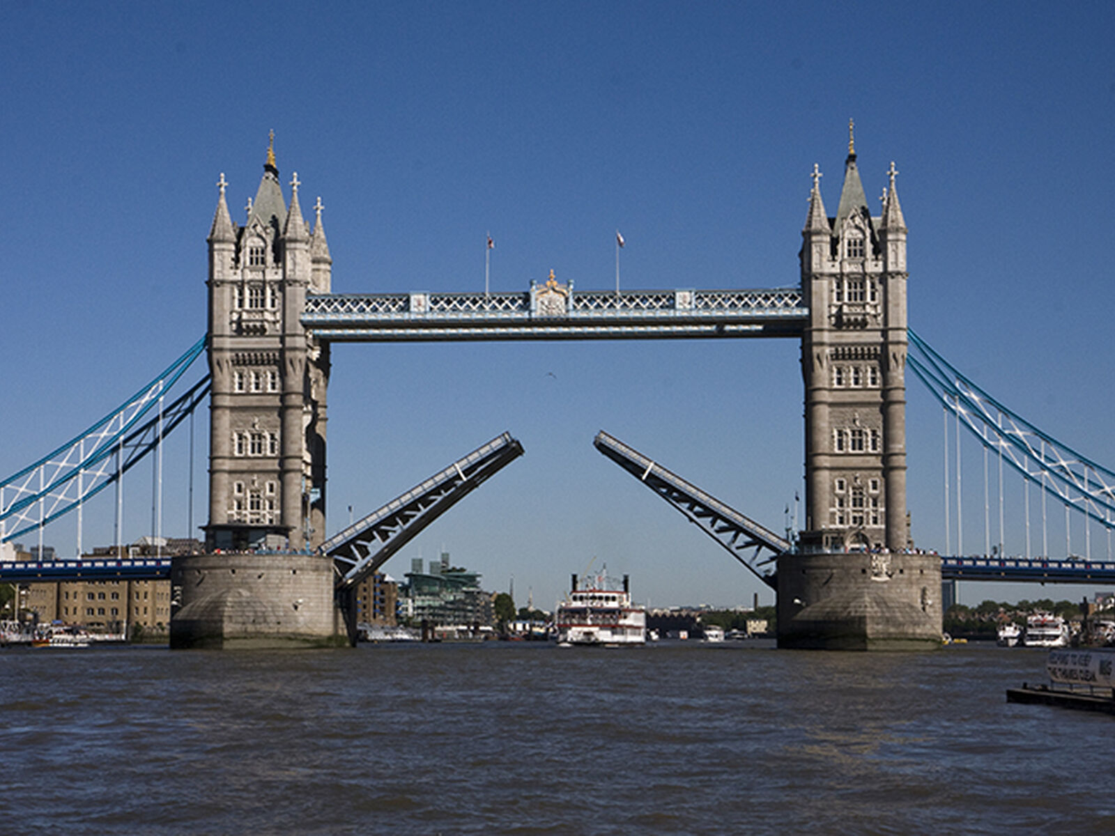 Another Singular Bridge: Tower Bridge – Totally Thames | Thames ...