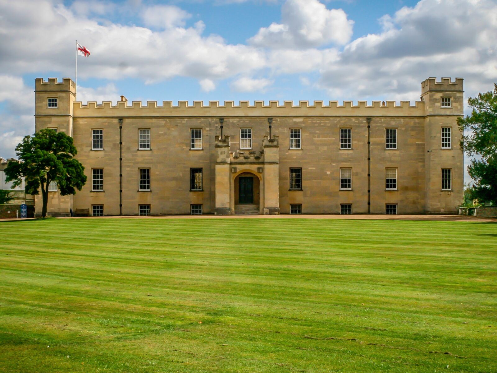 A special tour of Syon House, Gardens and Parkland, including areas not